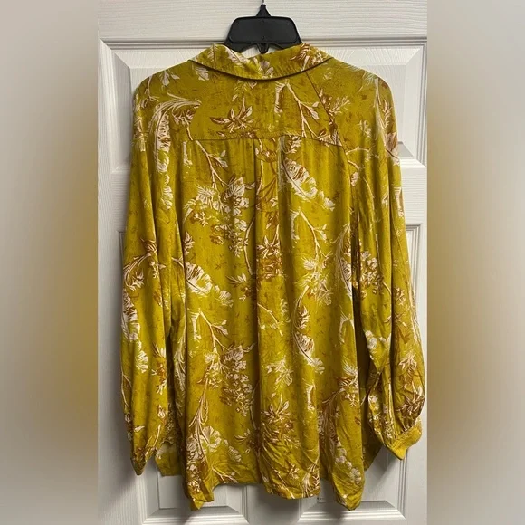 *SOLD* We The Free Free People It’s A Vibe 100% Viscose Oversized Top Size Med - Picture 6 of 6